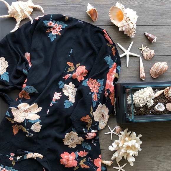 🌴🌼BILLABONG- MOON DREAM Kimono🌼 - Picture 6 of 8